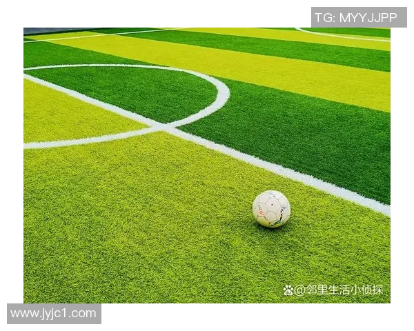 《荣耀绿茵场足坛巨星风采尽显激昂瞬间足球壁纸》